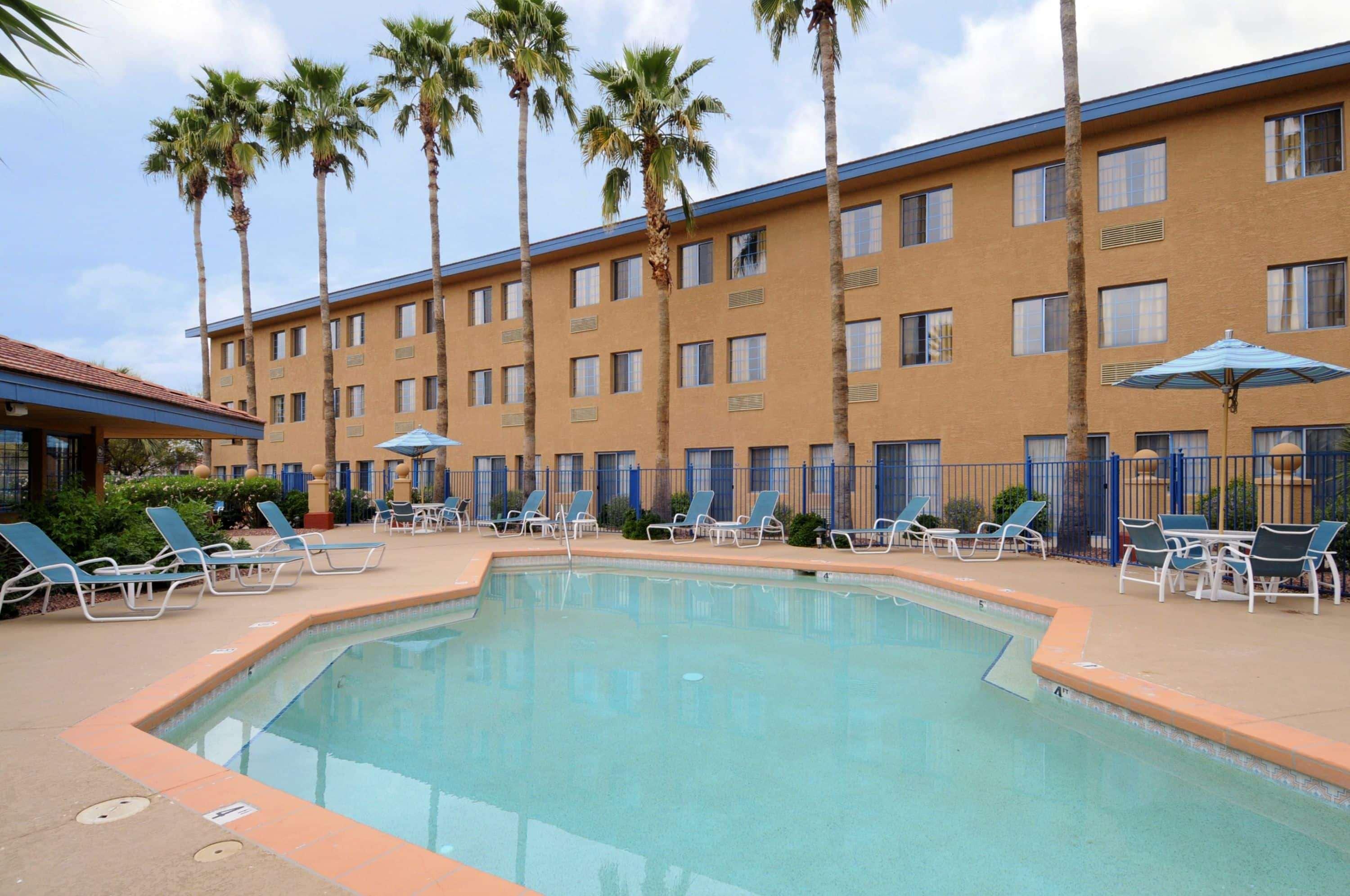 Days Inn & Suites By Wyndham Mesa Near Phoenix Dış mekan fotoğraf