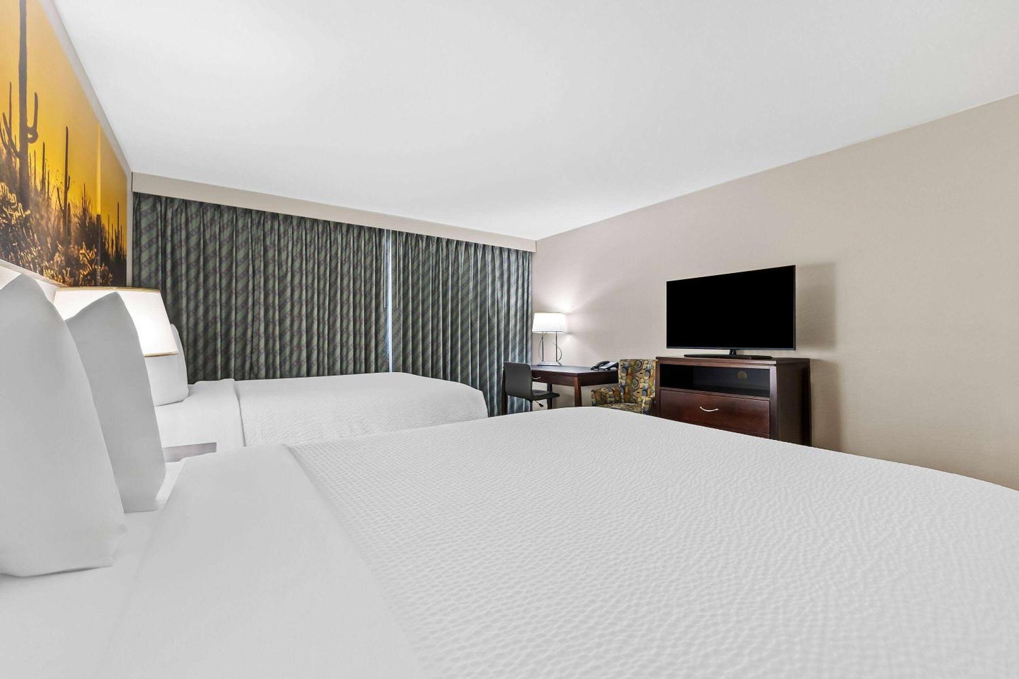 Days Inn & Suites By Wyndham Mesa Near Phoenix Dış mekan fotoğraf