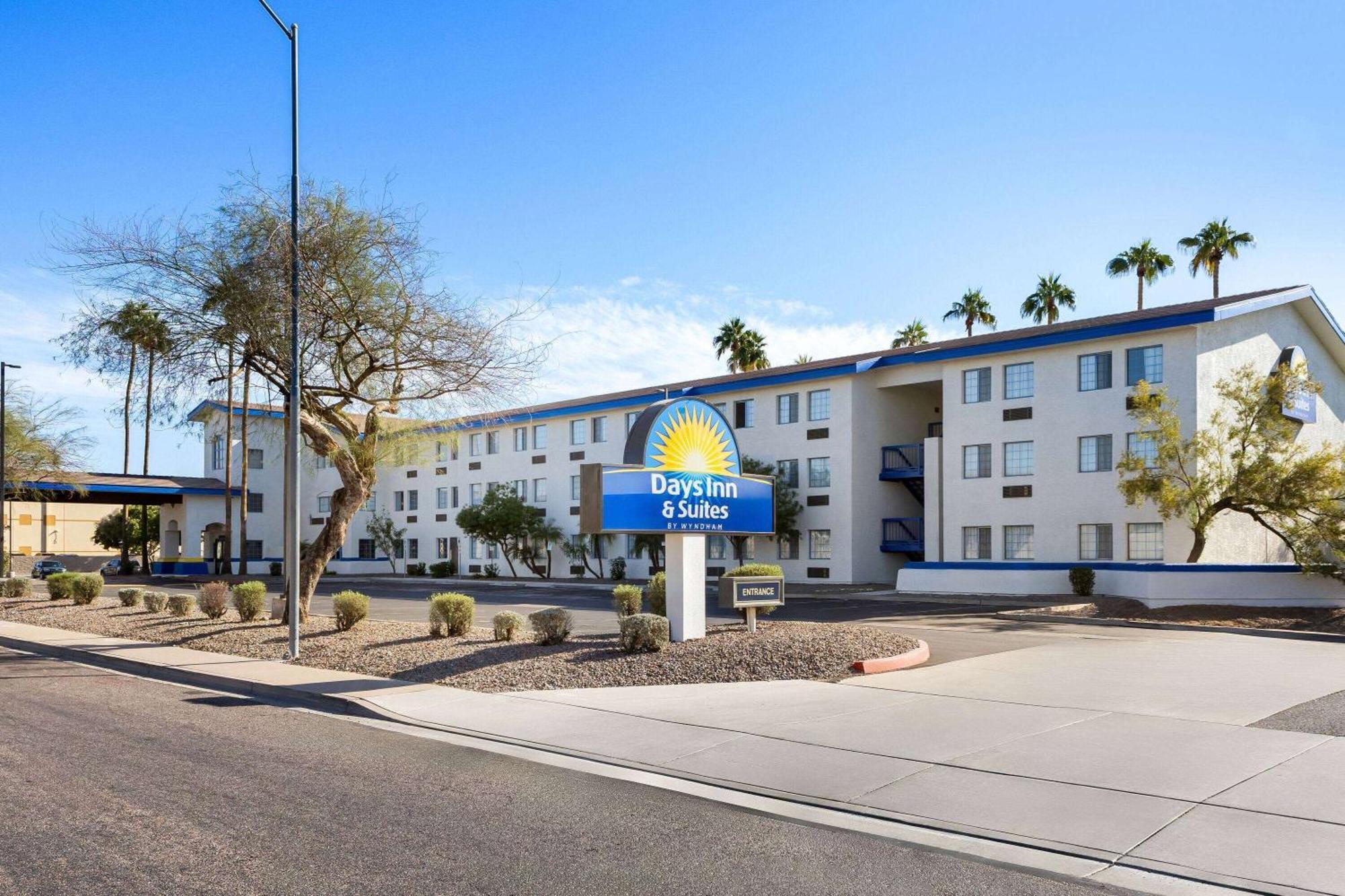 Days Inn & Suites By Wyndham Mesa Near Phoenix Dış mekan fotoğraf